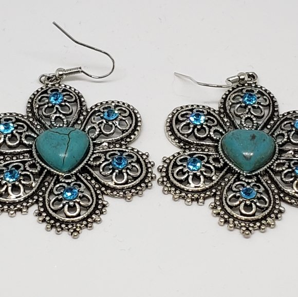 NWT Turquoise Stone Silver Earrings - Picture 3 of 4